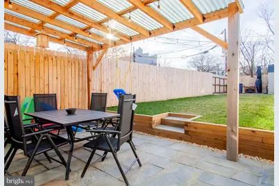 17 SE 17th Street SE, Washington, DC 20003 - Photo 9
