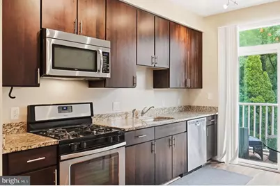 Sayles Place SE #8, Washington, DC 20020 - Photo 13