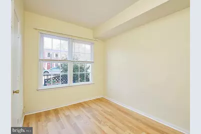 329 6th Street SE #A, Washington, DC 20003 - Photo 9