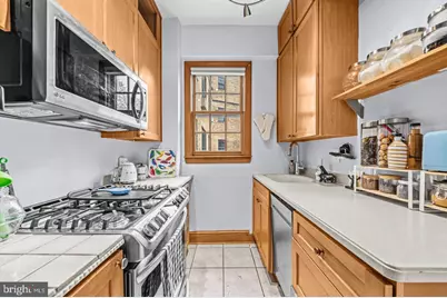 2032 Belmont Road NW #405, Washington, DC 20009 - Photo 11