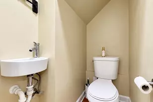 211 55th St NE, Washington, DC 20019 - Photo 17