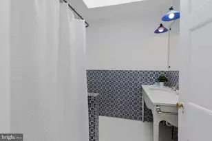 1528 33rd St NW, Washington, DC 20007 - Photo 25