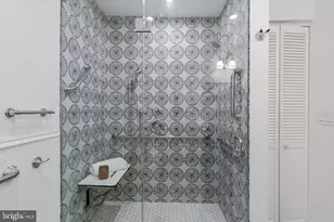 1528 33rd St NW, Washington, DC 20007 - Photo 9