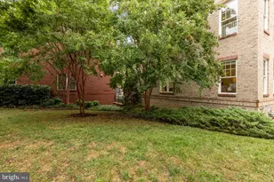 553 Regent Pl NE, Washington, DC 20017 - Photo 5