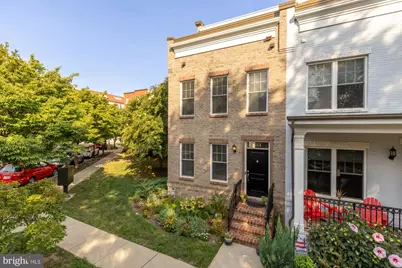 553 Regent Place NE, Washington, DC 20017 - Photo 3