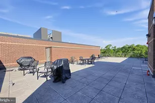 2111 Wisconsin Ave NW, Washington, DC 20007 - Photo 33