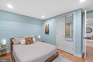 207 10th St SE, Washington, DC 20003 - Photo 35