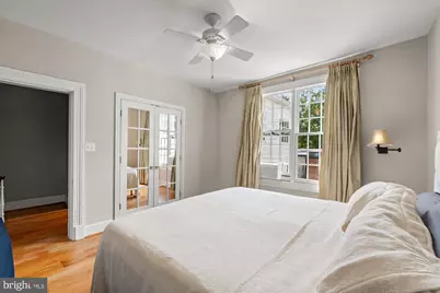 207 10th Street SE, Washington, DC 20003 - Photo 49