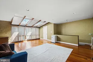 207 10th St SE, Washington, DC 20003 - Photo 39
