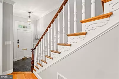 207 10th Street SE, Washington, DC 20003 - Photo 9