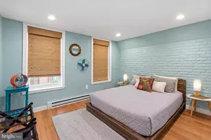 207 10th St SE, Washington, DC 20003 - Photo 35