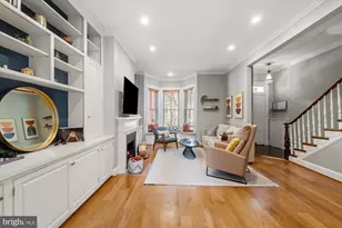 207 10th St SE, Washington, DC 20003 - Photo 7