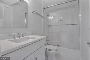 1935 Foxview Circle NW, Washington, DC 20007 - Photo 35