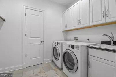 1935 Foxview Circle NW, Washington, DC 20007 - Photo 27