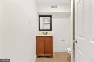 228 Rhode Island Ave NW, Washington, DC 20001 - Photo 33
