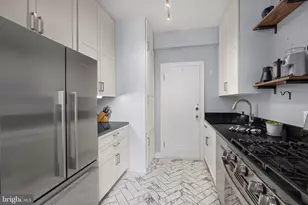2737 Devonshire Pl NW, Washington, DC 20008 - Photo 9
