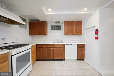 444 New Jersey Avenue SE #B, Washington, DC 20003 - Photo 7