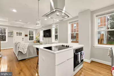729 Roxboro Place NW, Washington, DC 20011 - Photo 7