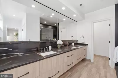5047 Macarthur Boulevard NW, Washington, DC 20016 - Photo 29