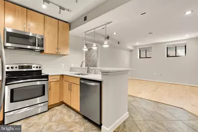 2412 17th Street NW #C-03, Washington, DC 20009 - Photo 9