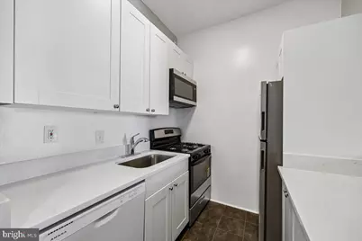 1851 NW Columbia Road NW #401, Washington, DC 20009 - Photo 7
