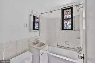 1010 25th St NW, Washington, DC 20037 - Photo 9