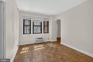 1010 25th St NW, Washington, DC 20037 - Photo 3
