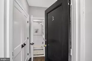 213 5th St SE, Washington, DC 20003 - Photo 25