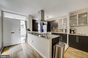 1273 Delaware Ave SW, Washington, DC 20024 - Photo 3