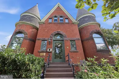350 9th Street SE #25, Washington, DC 20003 - Photo 1