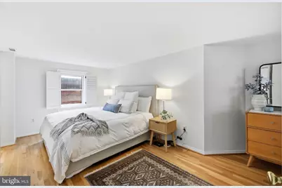 350 9th Street SE #25, Washington, DC 20003 - Photo 7