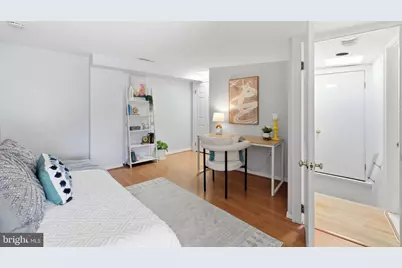 350 9th Street SE #25, Washington, DC 20003 - Photo 17