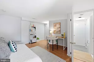 350 9th St SE, Washington, DC 20003 - Photo 17