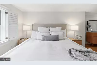 350 9th Street SE #25, Washington, DC 20003 - Photo 9
