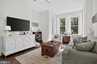 215 5th Street SE, Washington, DC 20003 - Photo 15