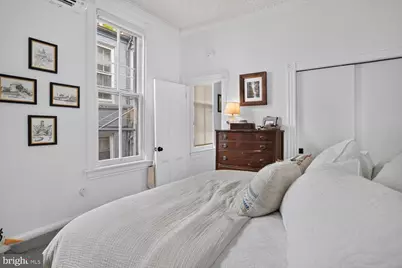 215 5th Street SE, Washington, DC 20003 - Photo 19