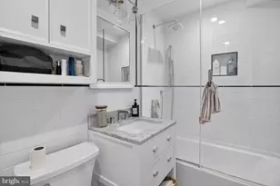 215 5th St SE, Washington, DC 20003 - Photo 21