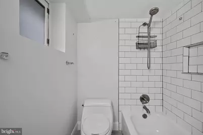 820 North Carolina Avenue SE, Washington, DC 20003 - Photo 17