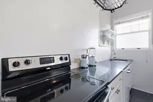 1901 Wyoming Ave NW, Washington, DC 20009 - Photo 21