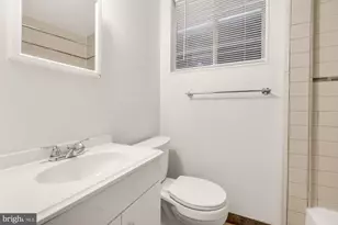 1102 K St SE, Washington, DC 20003 - Photo 15
