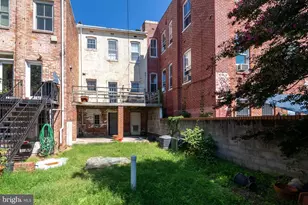 639 G St SE, Washington, DC 20003 - Photo 11