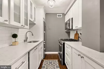 2475 Virginia Avenue NW #410, Washington, DC 20037 - Photo 5