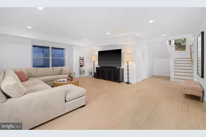 4892 Macarthur Boulevard NW, Washington, DC 20007 - Photo 35