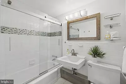 4200 Cathedral Avenue NW #403, Washington, DC 20016 - Photo 17