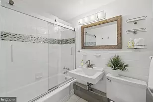 4200 Cathedral Ave NW, Washington, DC 20016 - Photo 17