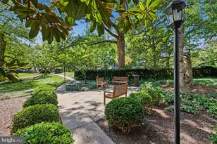 4200 Cathedral Ave NW, Washington, DC 20016 - Photo 27