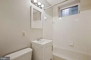 1458 Columbia Rd NW, Washington, DC 20009 - Photo 23