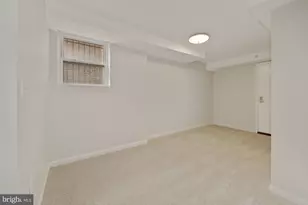 1458 Columbia Rd NW, Washington, DC 20009 - Photo 17