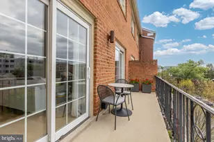 1672 Beekman Pl NW, Washington, DC 20009 - Photo 25
