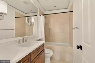 1672 Beekman Pl NW, Washington, DC 20009 - Photo 23